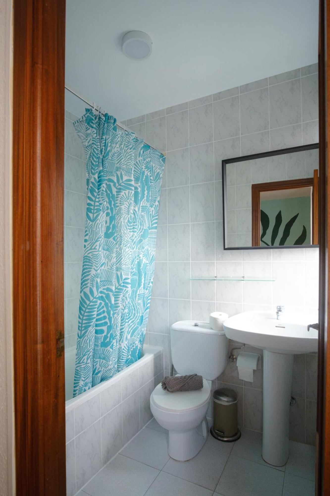 Liquid Surfhouse Hostel Langre  Kültér fotó